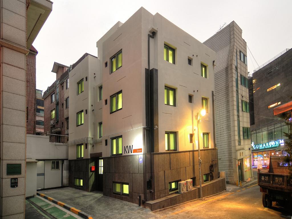 Hostel KW Sinsa Seoul Exterior foto